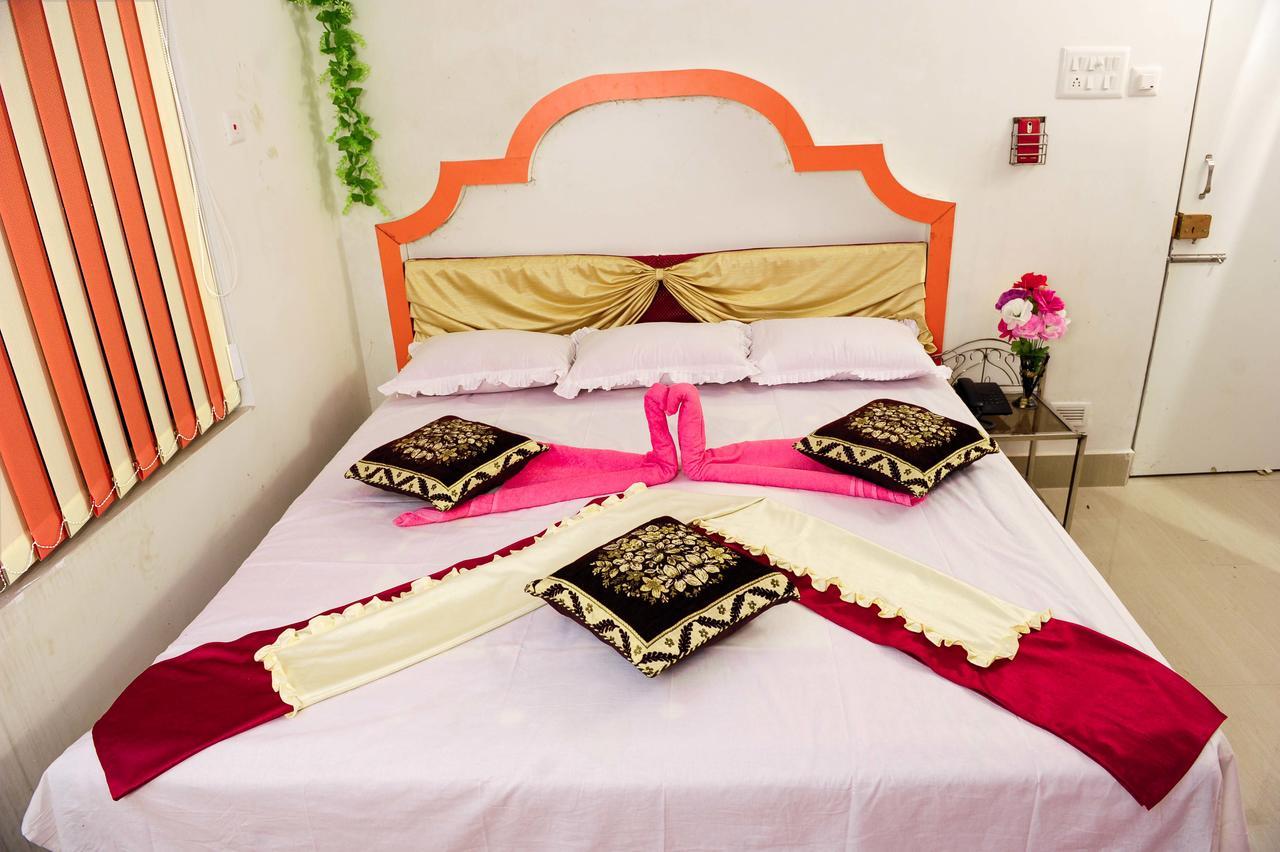 Jayanti Hotel Tarapith Zewnętrze zdjęcie