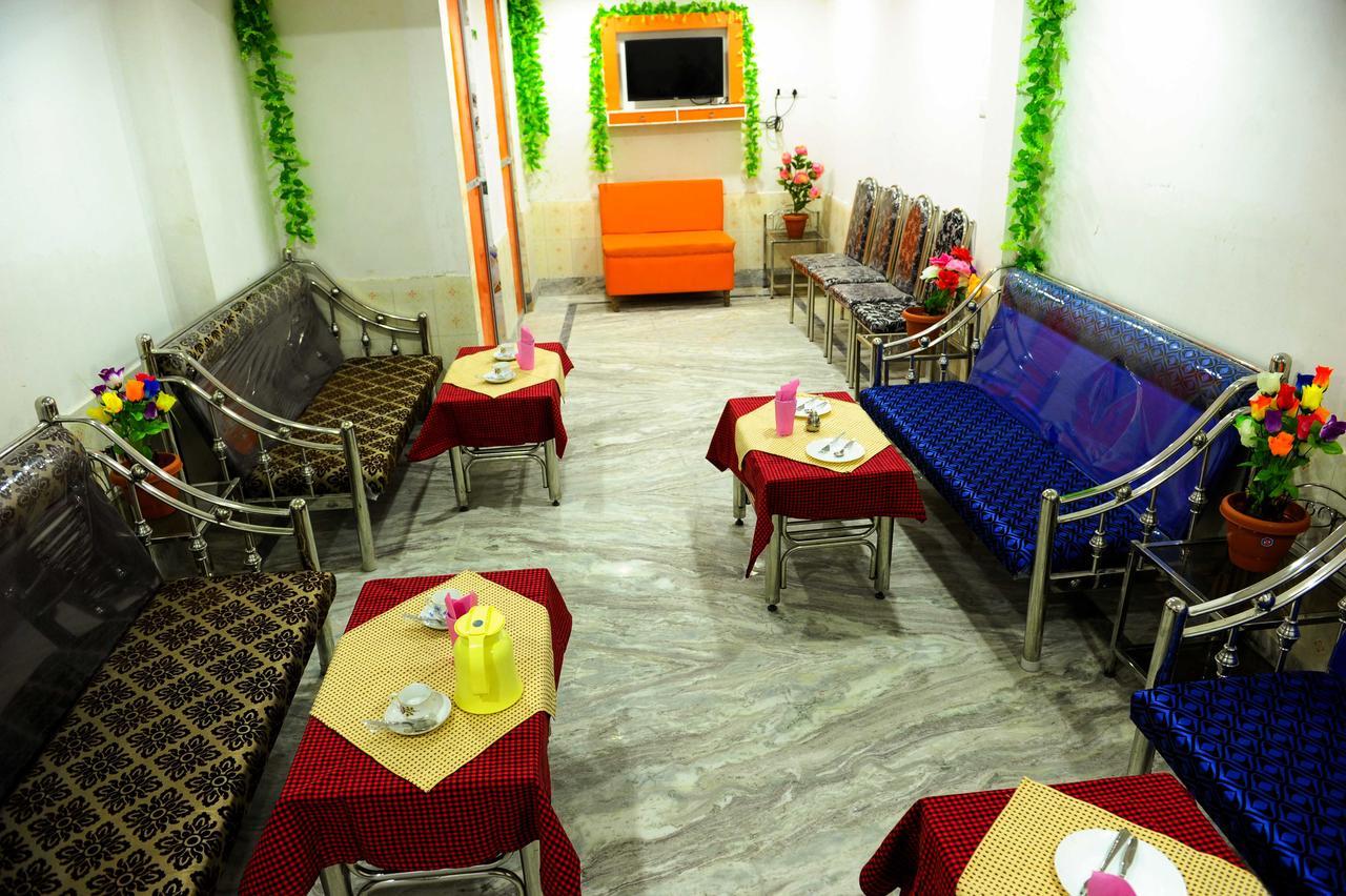 Jayanti Hotel Tarapith Zewnętrze zdjęcie